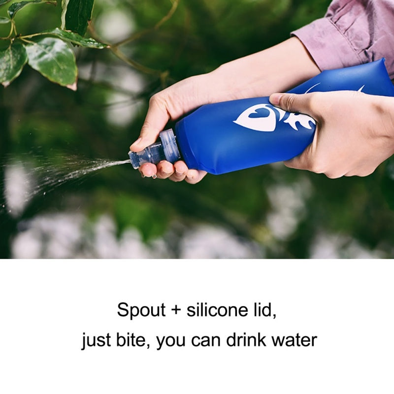 Ultra-Light & Collapsible: The Soft Sports Water Bottle for Running and Hiking